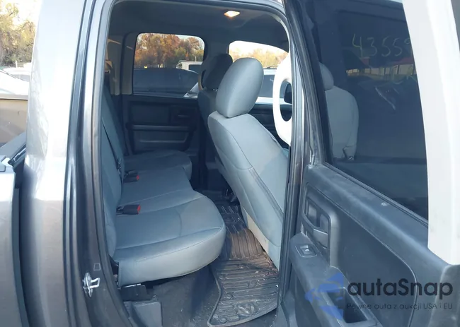 1C6RR7FT5GS420947: 43559158