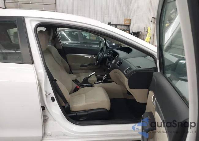 19XFB4F24DE003033: 43560455