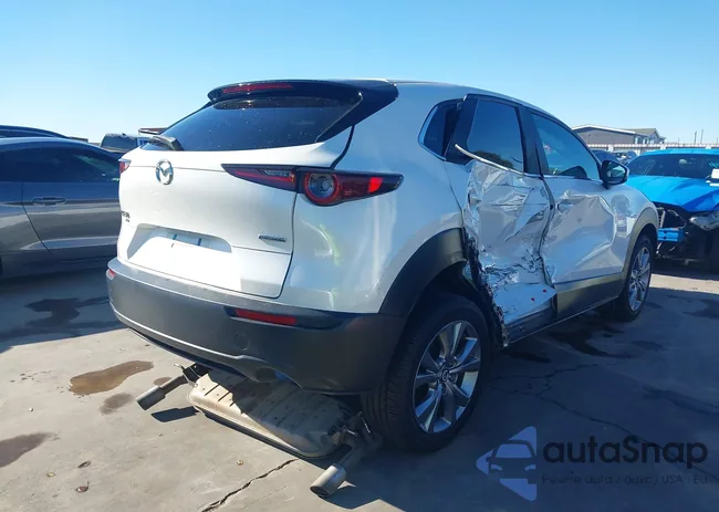 3MVDMBCL9LM130673: 43560467