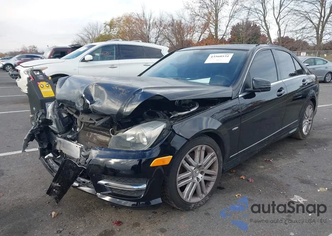 WDDGF4HB3CR231832: 43560531