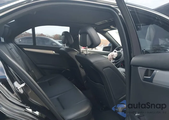 WDDGF4HB3CR231832: 43560531