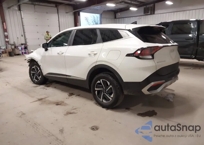 KNDPUCAG7P7017055: 43560686