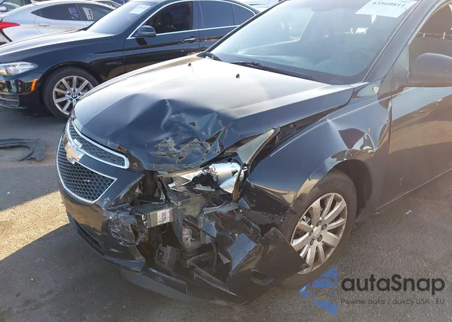 1G1PC5SH9B7141156: 43560811