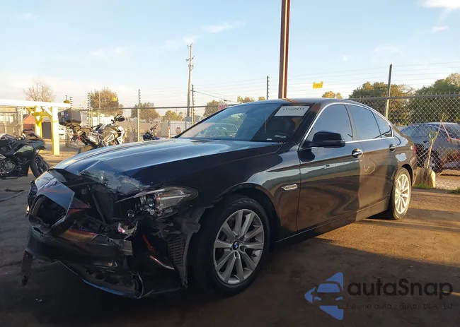 WBA5B1C57GG553921: 43560833