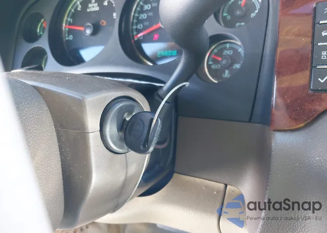 1GNSCCE09DR141152: 43560948