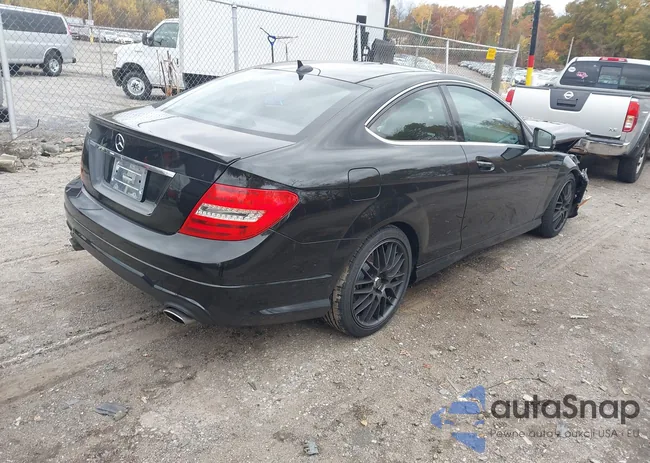 WDDGJ8JB0FG367559: 43560002