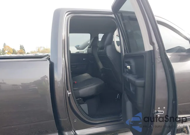 1C6RR7HT0ES181964: 43560174