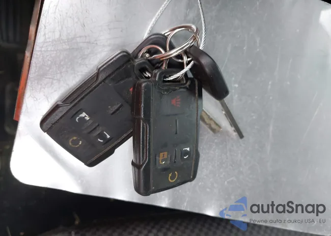 3GCUKREC0FG306025: 43560183