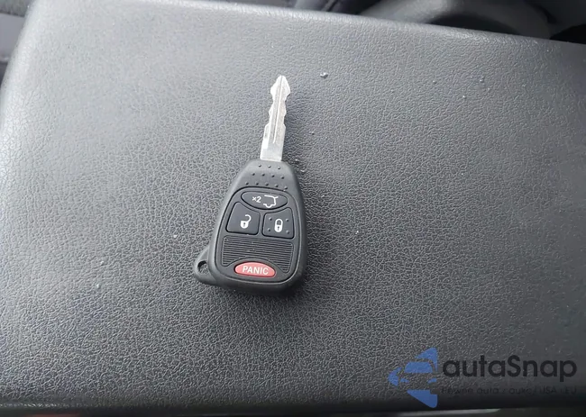 1C4PJMAK9CW170135: 43560185