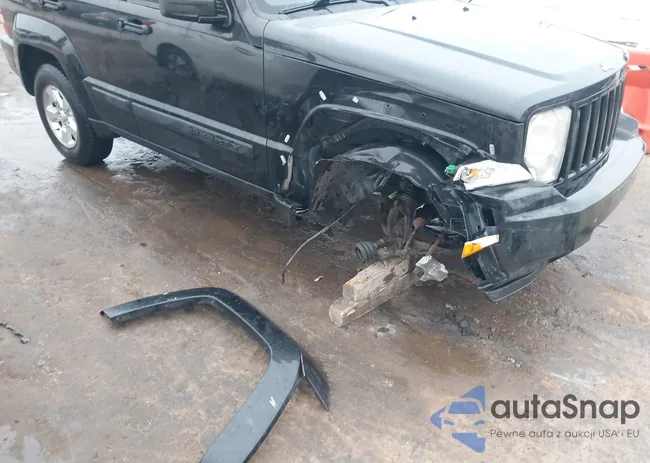 1C4PJMAK9CW170135: 43560185