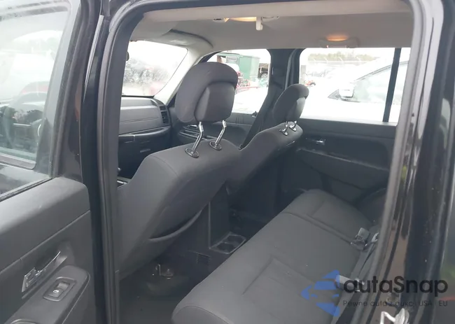 1C4PJMAK9CW170135: 43560185