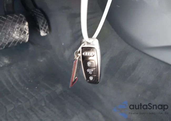 WAU8DAF81KN020139: 43560212