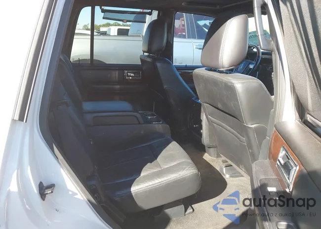 5LMJJ2HT9GEL01786: 43560216