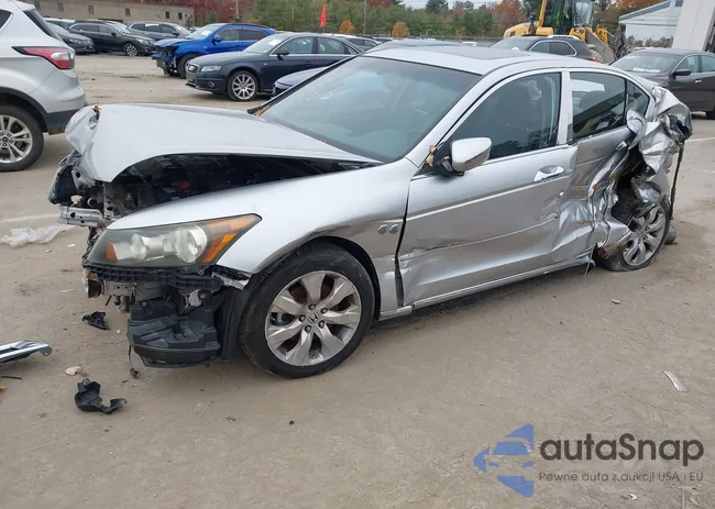 1HGCP36868A028917: 43561364