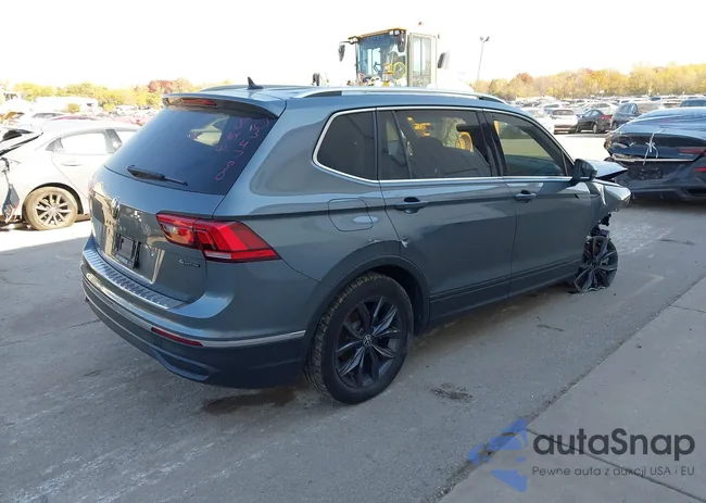 3VVMB7AX6RM034780: 43561408