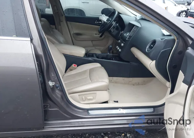 1N4AA5AP0EC468610: 43561432