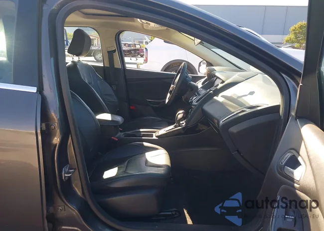 1FADP3N24FL386265: 43561491