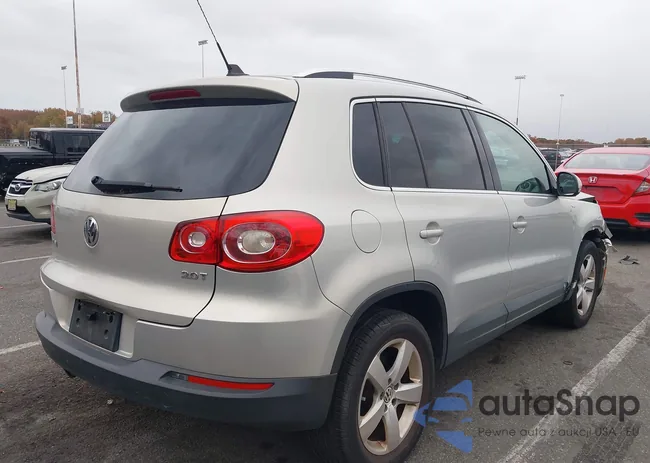 WVGAV7AX3AW515143: 43561553