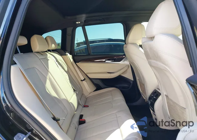 5UXTY5C03M9F22977: 43561599