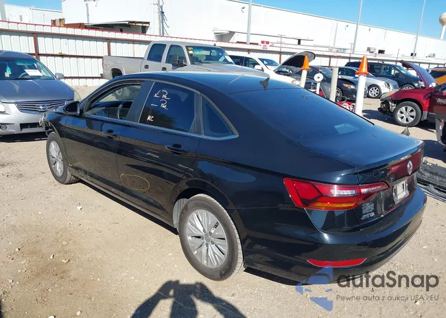 3VWN57BU5KM118008: 43561805