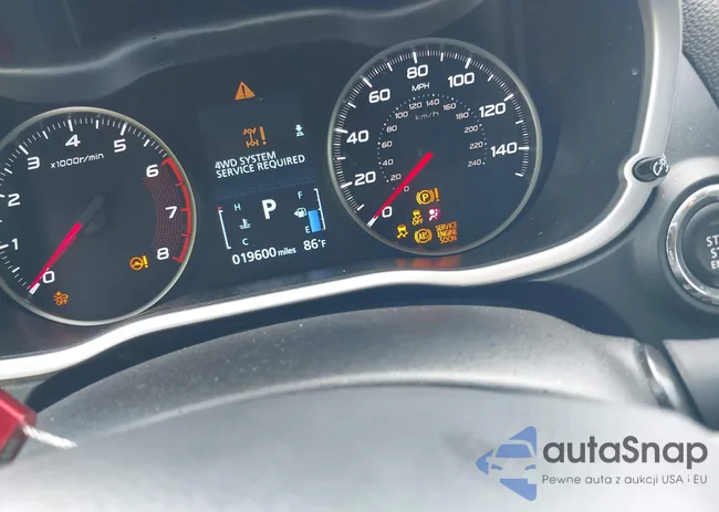 JA4ATWAA4SZ008374: 43561842