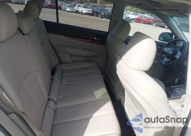 4S4BRBKC6B3318512: 43561941