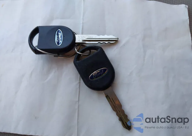 1FMCU93GX9KB62083: 43561945