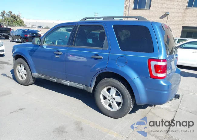 1FMCU93GX9KB62083: 43561945