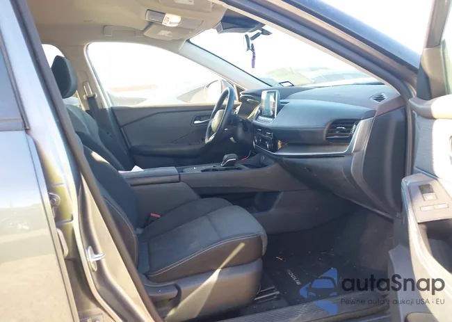 5N1BT3BA6NC692757: 43560983