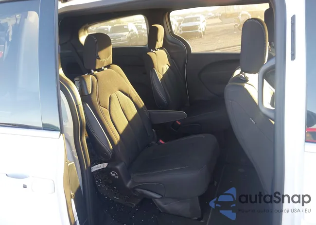 2C4RC1FG4PR559558: 43561023