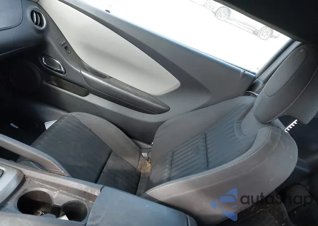 2G1FA1E34E9135990: 43562557