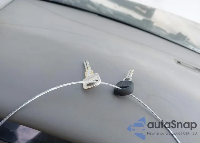 2G4WS52M2X1424940: 43562569