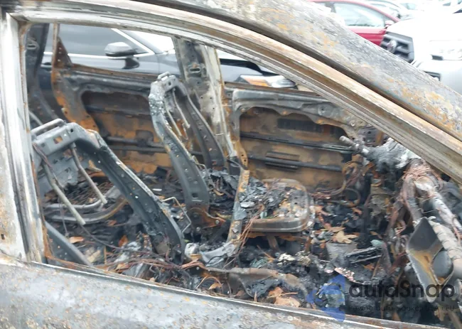 KM8SR4HF7KU297872: 43562780