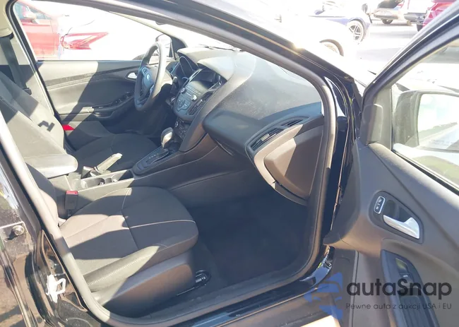 1FADP3FE2JL240559: 43562896