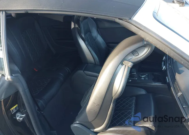 WAUY4GF53JN000384: 43562112