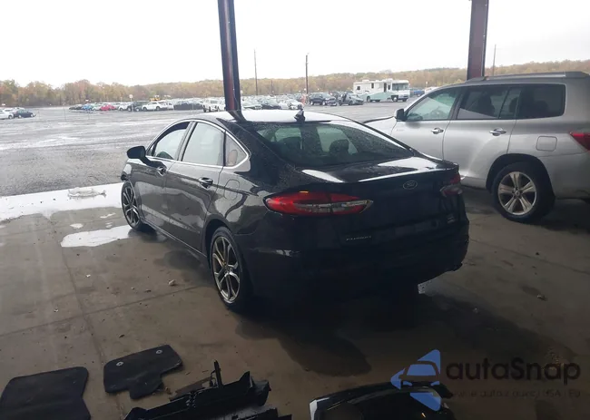 3FA6P0CD8KR149902: 43562240