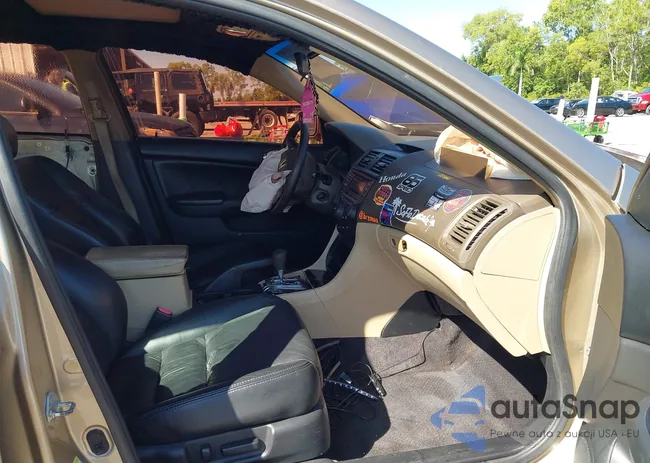 1HGCM66847A081950: 43562294