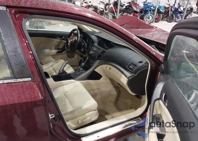 JH4CU2F60AC010387: 43563369