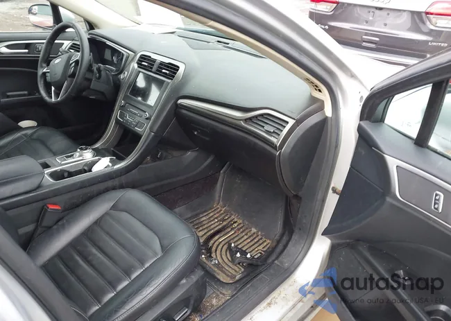 3FA6P0T97HR177789: 43563390