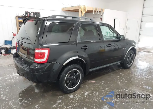 1FMCU9DG8BKC51560: 43563393