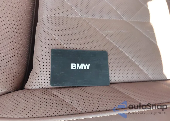 5UX43EU05S9Y48016: 43563579