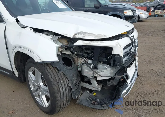 W1N4M4HB0LW014929: 43563581