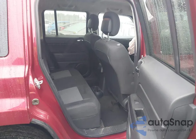 1C4NJRFB0GD674460: 43563956