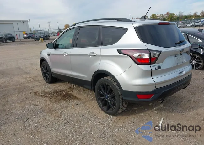 1FMCU9GD2JUB00881: 43563134