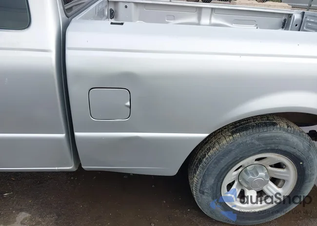 1FTYR44U85PA99291: 43564493