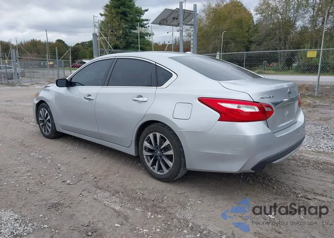 1N4AL3AP5HC230108: 43564674