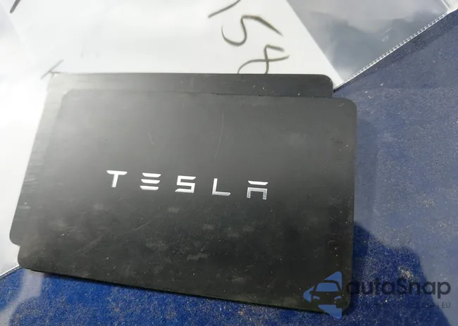 5YJYGAEE7MF270780: 43564758