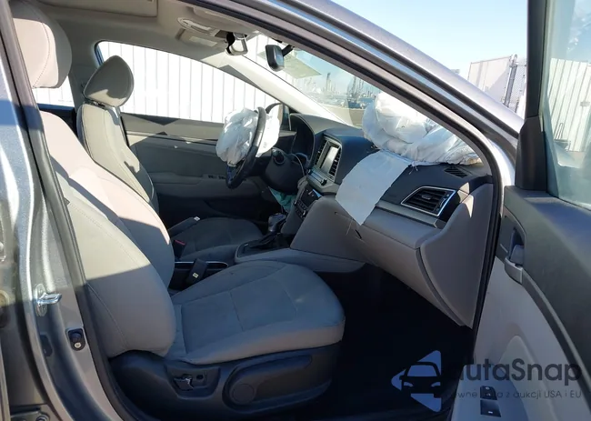 KMHD84LF5JU556490: 43564844