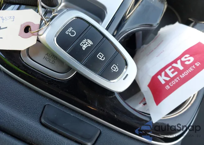 KM8JBCA1XNU078899: 43564103