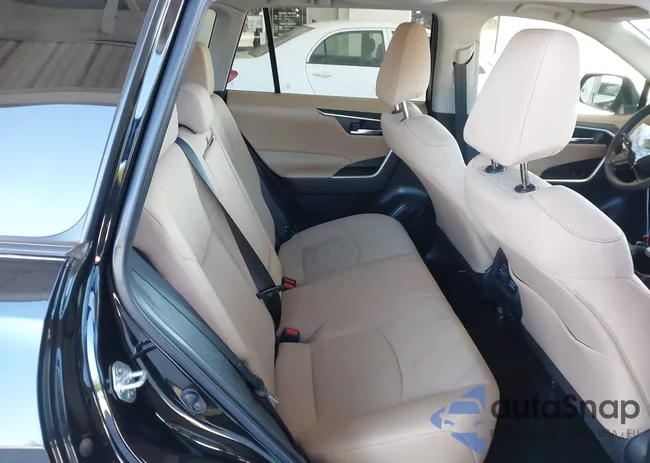 2T3W1RFVXPC223877: 43565692